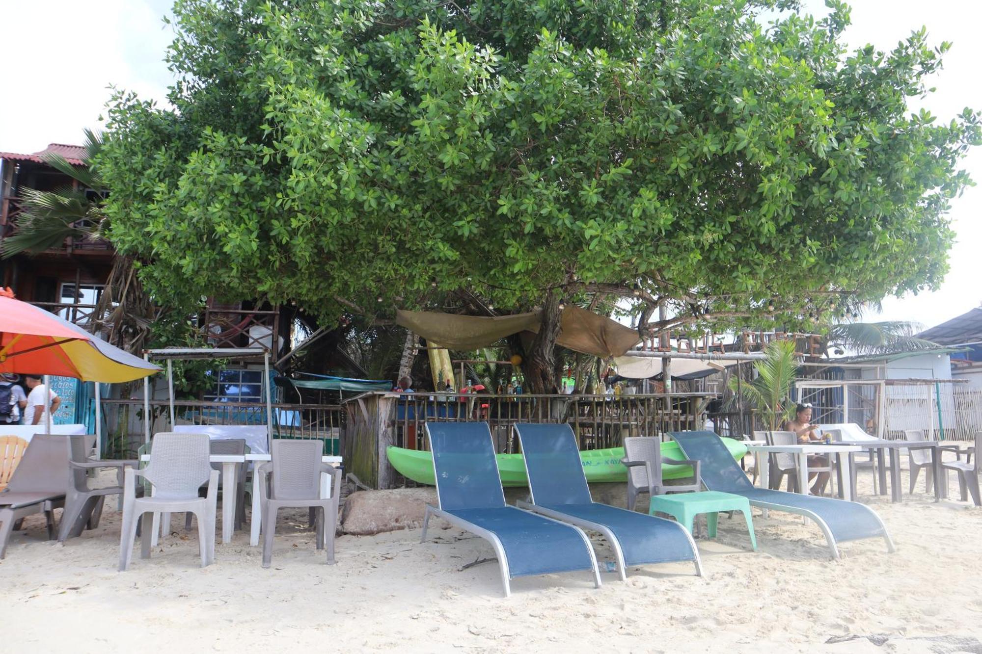 Hugos Place Baru Gasthof *